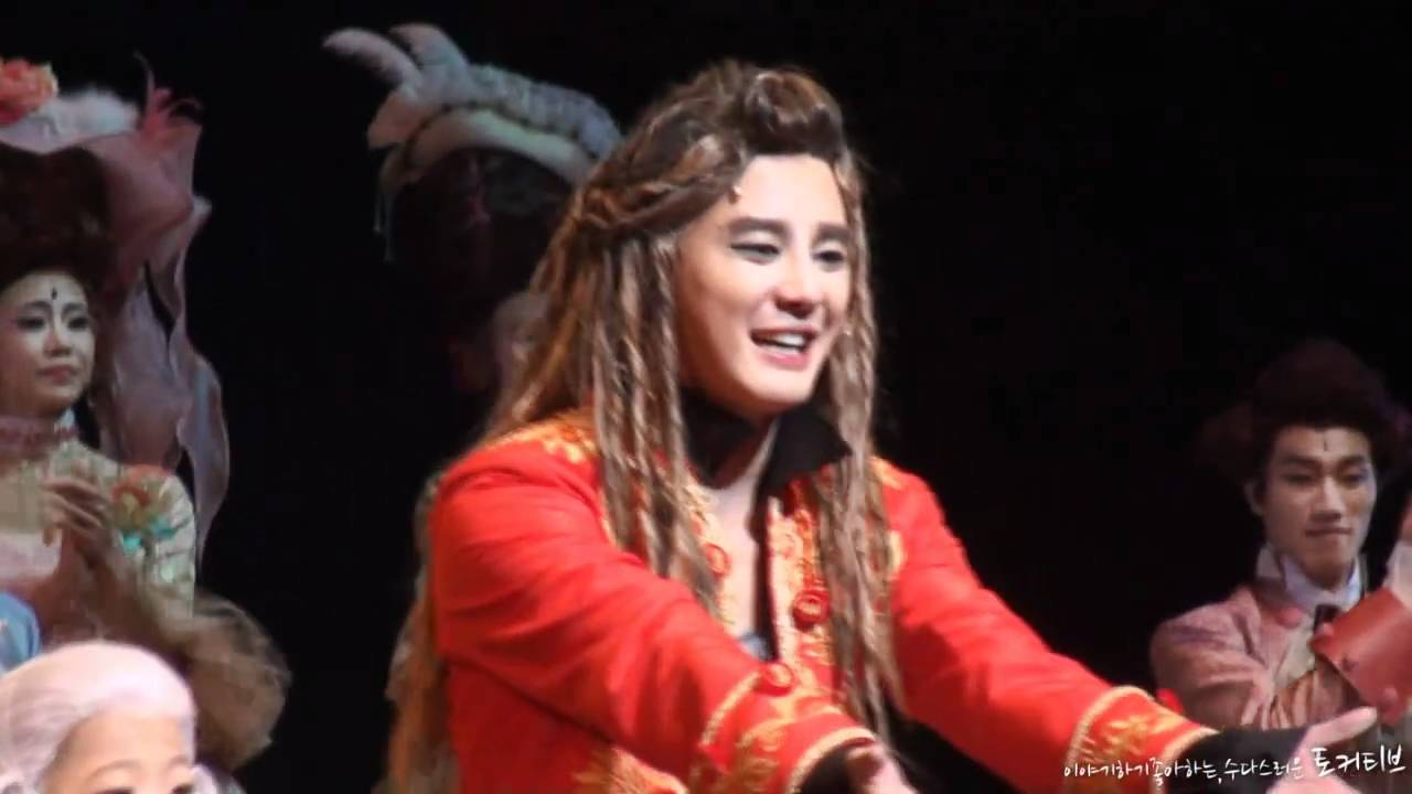 100126 Xiahzart curtain-call