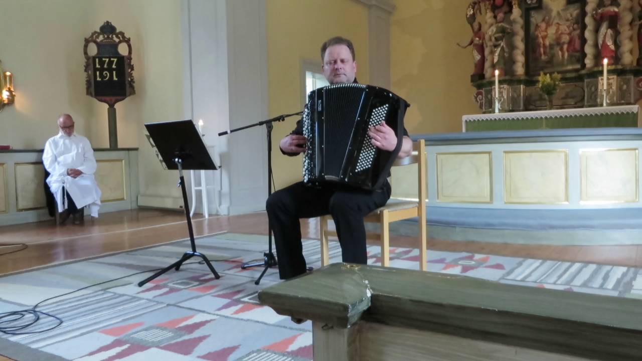 Kallis Bengtsson - Silver Moon Waltz