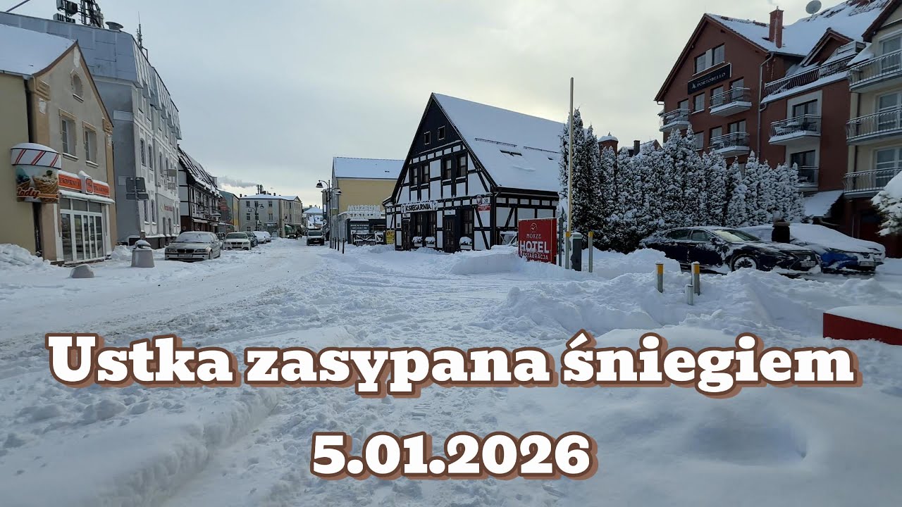 Ustka zasypana śniegiem ❄️ Po śnieżycy – spokojny spacer po mieście | 5.01.2026