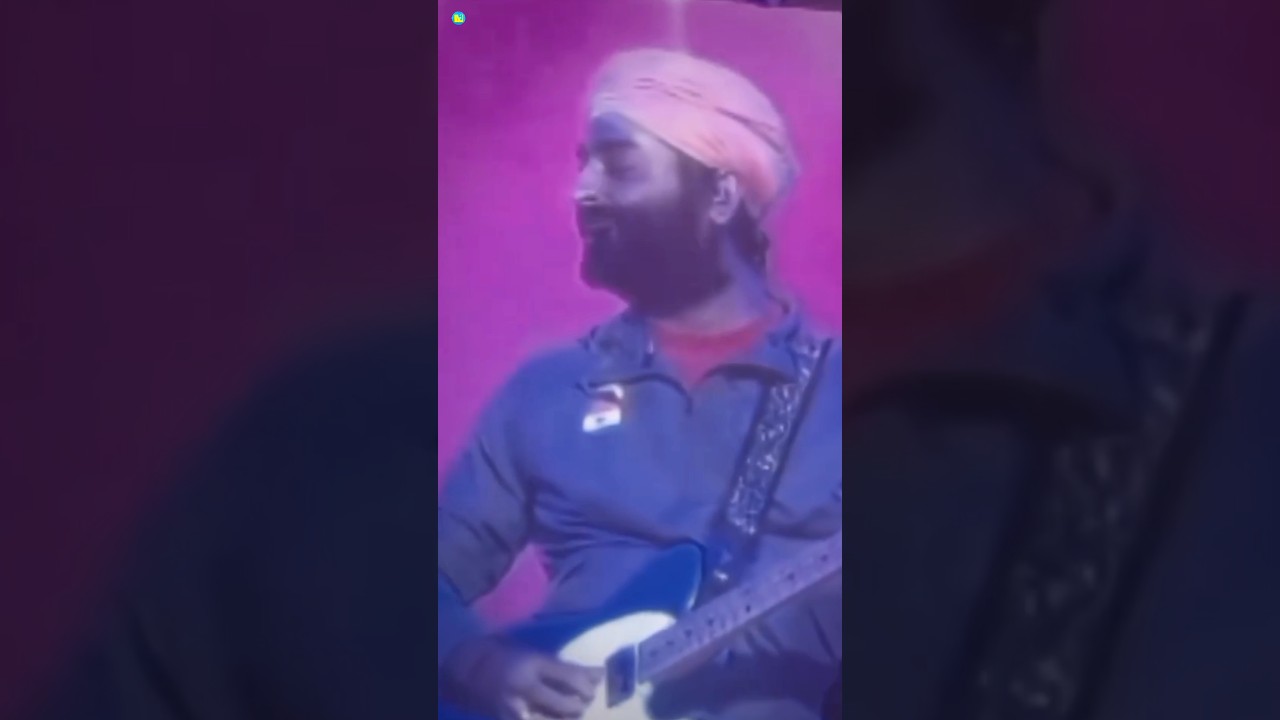 Pachtaoge song 💔💔 Arijit Singh live concert | Vicky Kaushal, Nora Fatehi | Lyrics M1 #arijitsingh