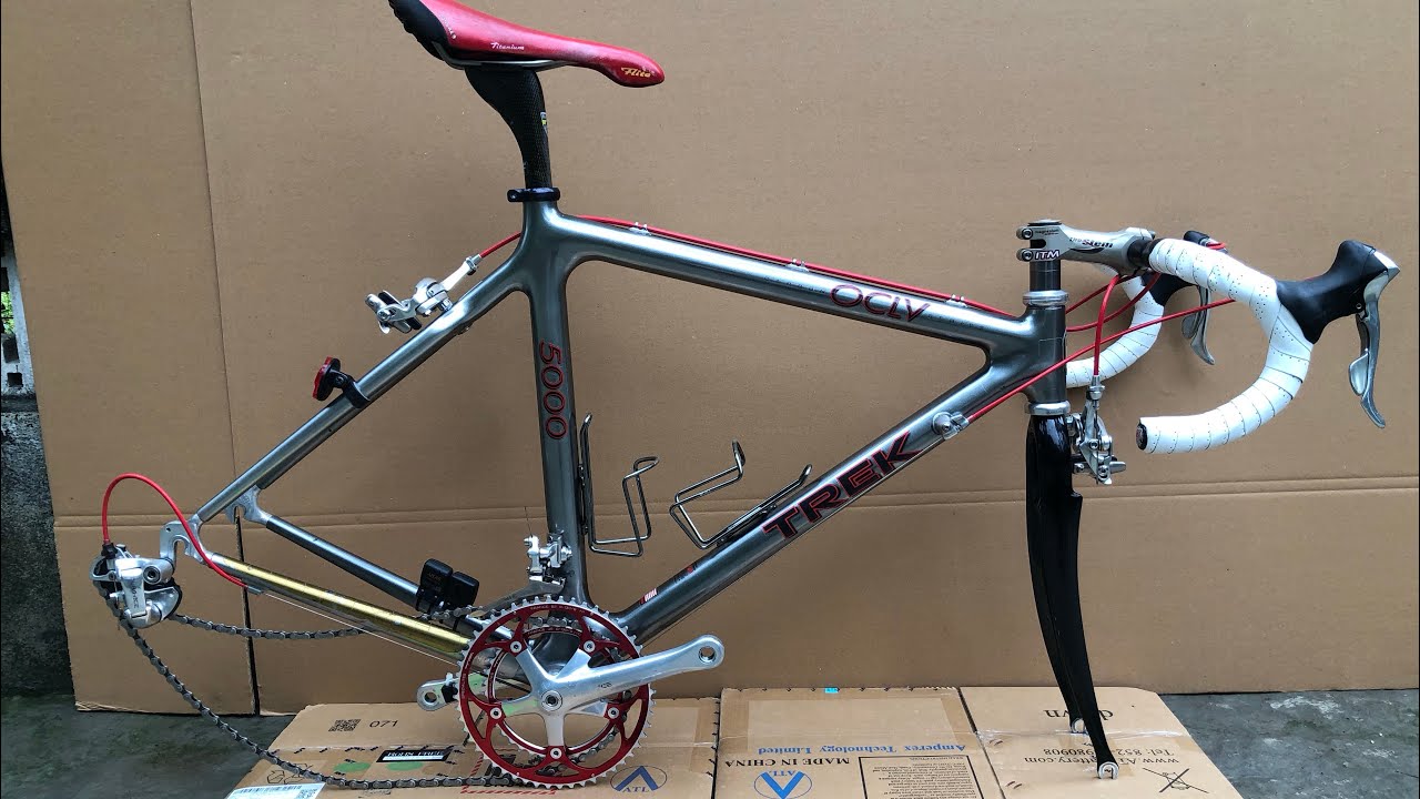 Dư dùng khung Trek carbon 5000 và group Dura Ace 7700, có xé lẻ cho các bác, giá tốt đầu năm ạ