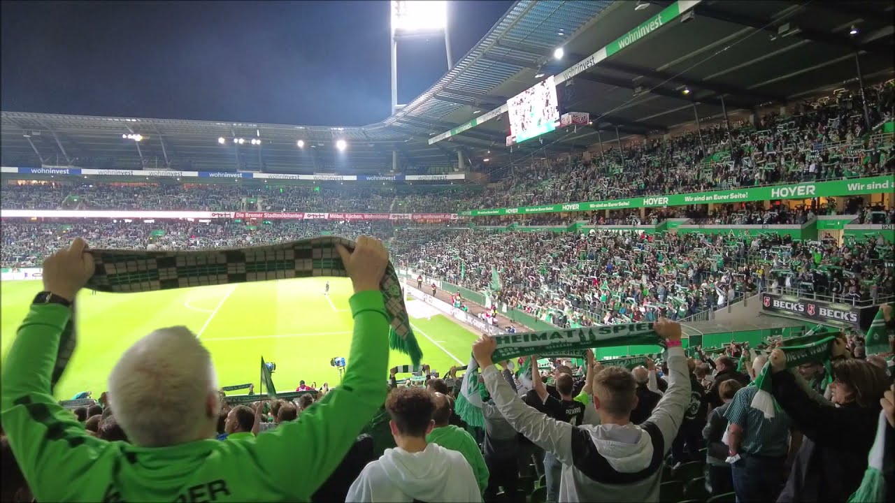 Werder Bremen vs Hamburger SV   -   Nordderby in der 2. Bundesliga.