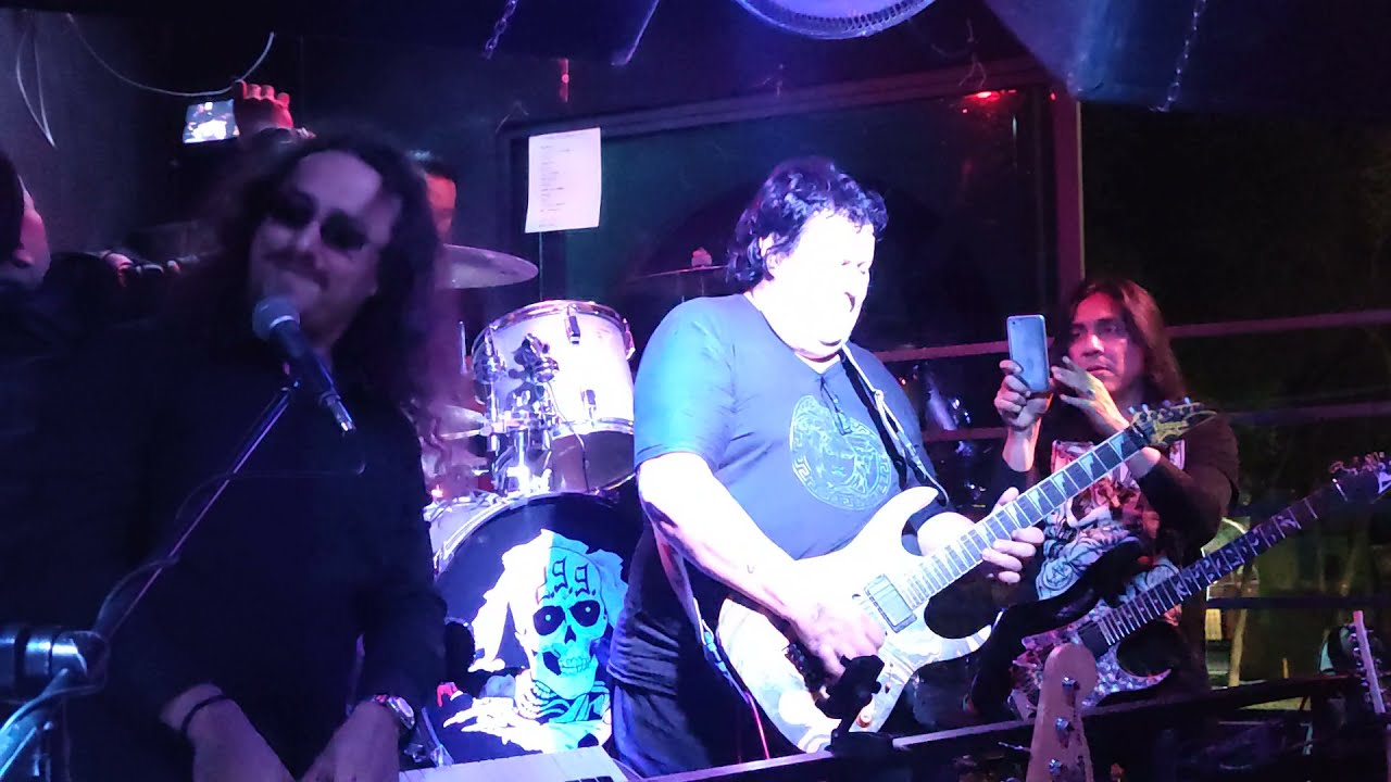 Timo Tolkki in México 31-10-21 - Stratosphere Live on Cafe Rock 299