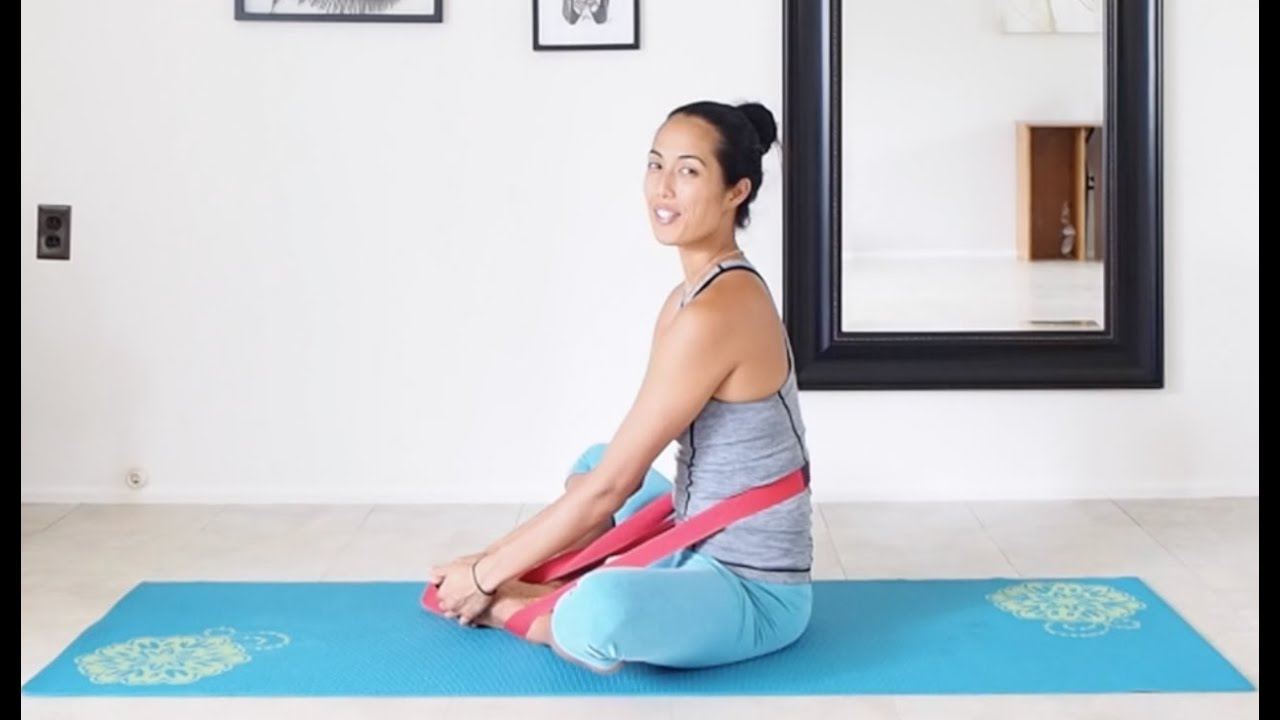 How To Use A Yoga Strap To Improve Posture And Poses | Clever Yoga