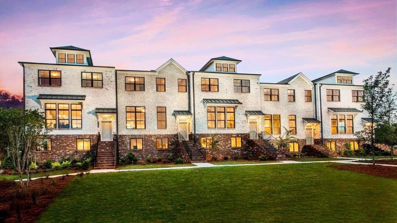 Decorated Tri-level Townhome Tour in N. Atlanta I 3 Bdrm I 3.5 Baths I 2 Car Garage