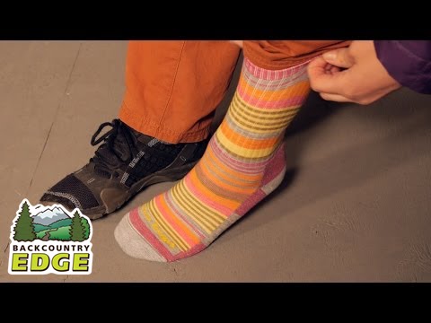 Darn Tough Women's Sierra Stripe Micro Crew Light Cushion Socks
