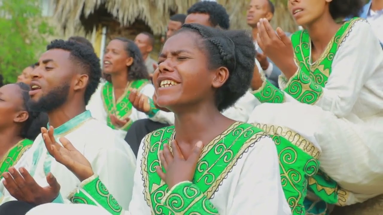 ዋአ ከዶሌኔ በምል እርዕስ የተዘገጀ አድስ መዝሙር   ከሀፉሌ አዲስ ክዳን መጥመቅየዊት ቤ/ክ/የ/ን  በረከት ኳየሄር መዝሙር  ሸር subscirbe yedirgu