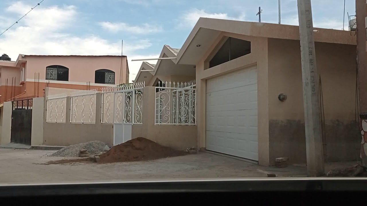 Recorriendo El Cerrito Colorado, Cotidian399
