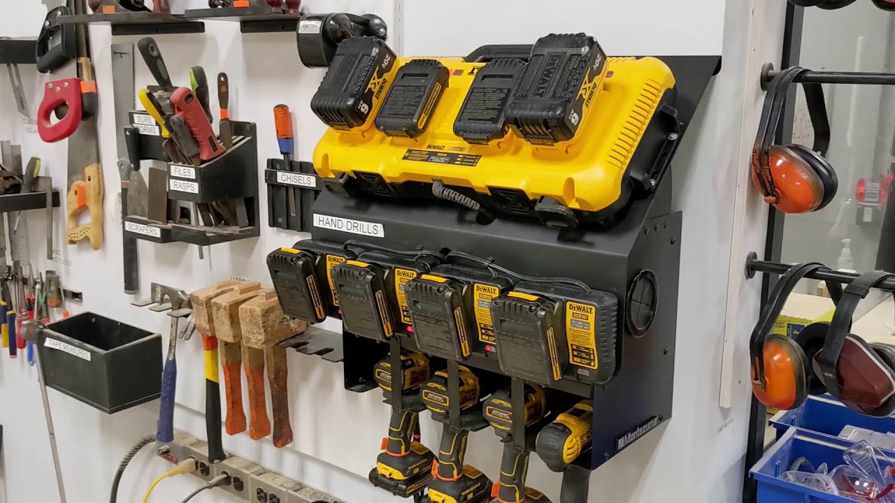 TXRX Woodshop   DeWalt Charger Mount
