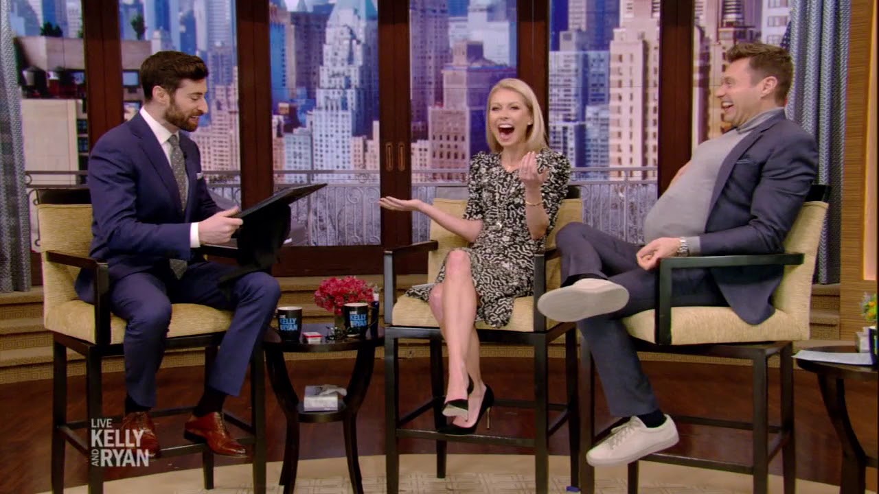 HQ's Scott Rogowsky Got Kelly's Autograph 20 Years Ago