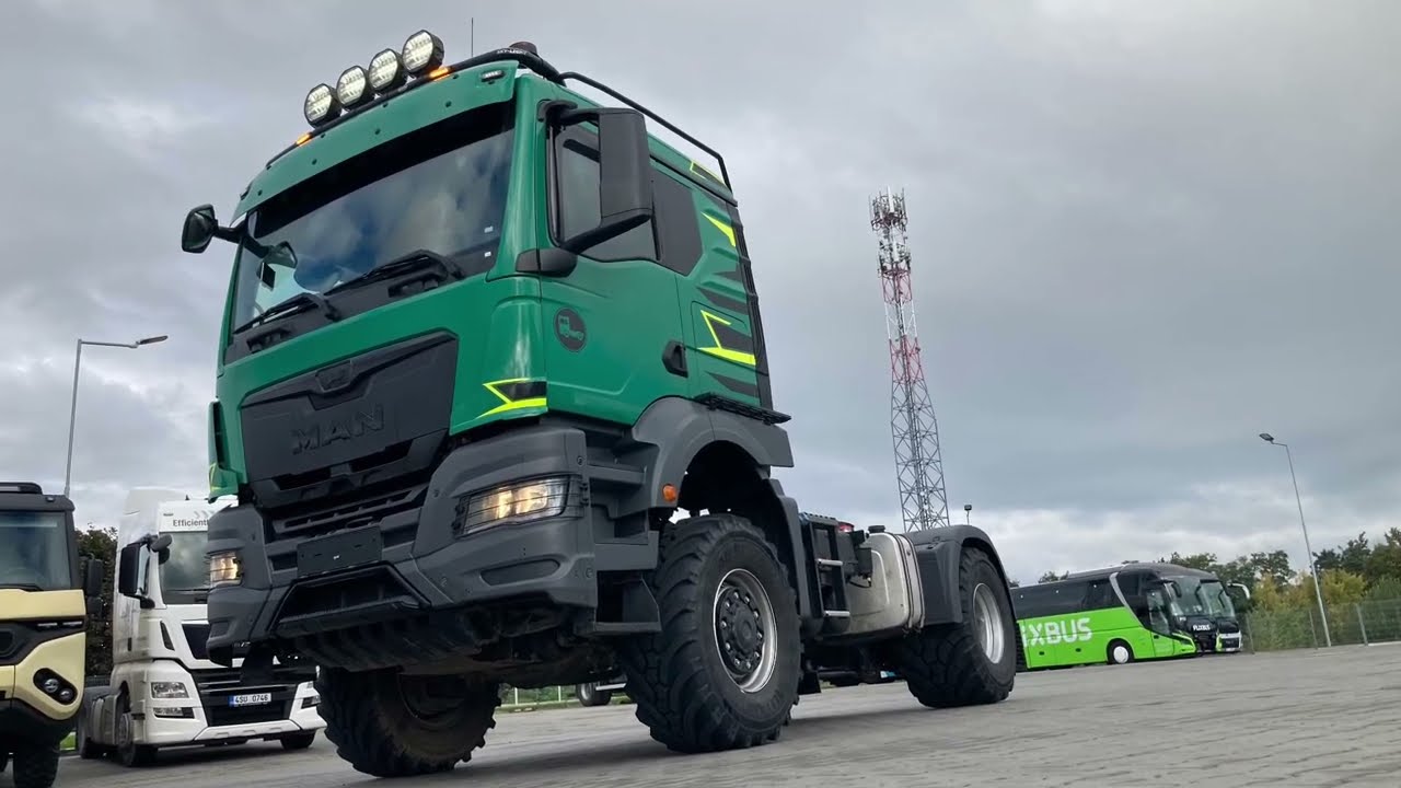 new TGS 22.430 4x4 BL SA Agricultural vehicle