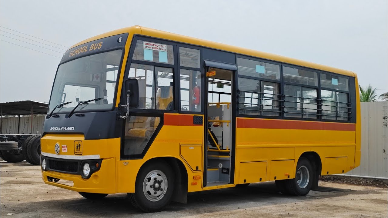 Ashok Leyland Mitr School Bus | 33+A Seater | Non-Ac | 7 Meter Bus | Detailed Hindi Review | 2025