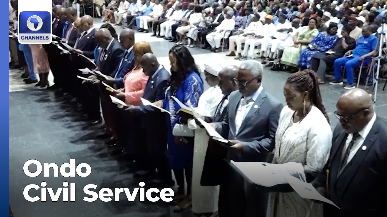 Gov Aiyedatiwa Swears-In 32 Newly Appointed Permanemt SECs