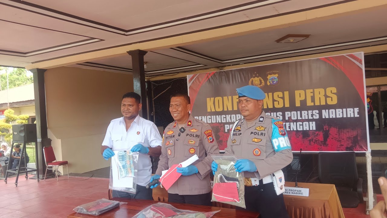 KONFRENSI PERS POLRES NABIRE