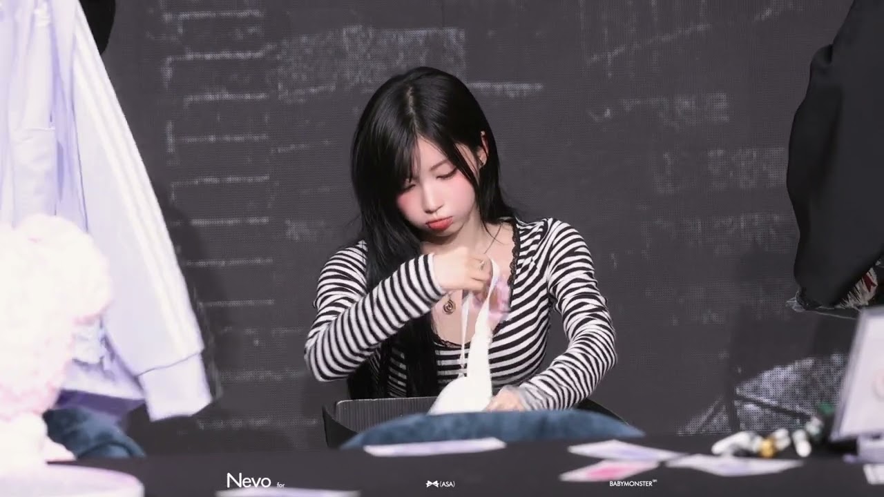 20251025 BABYMONSTER 