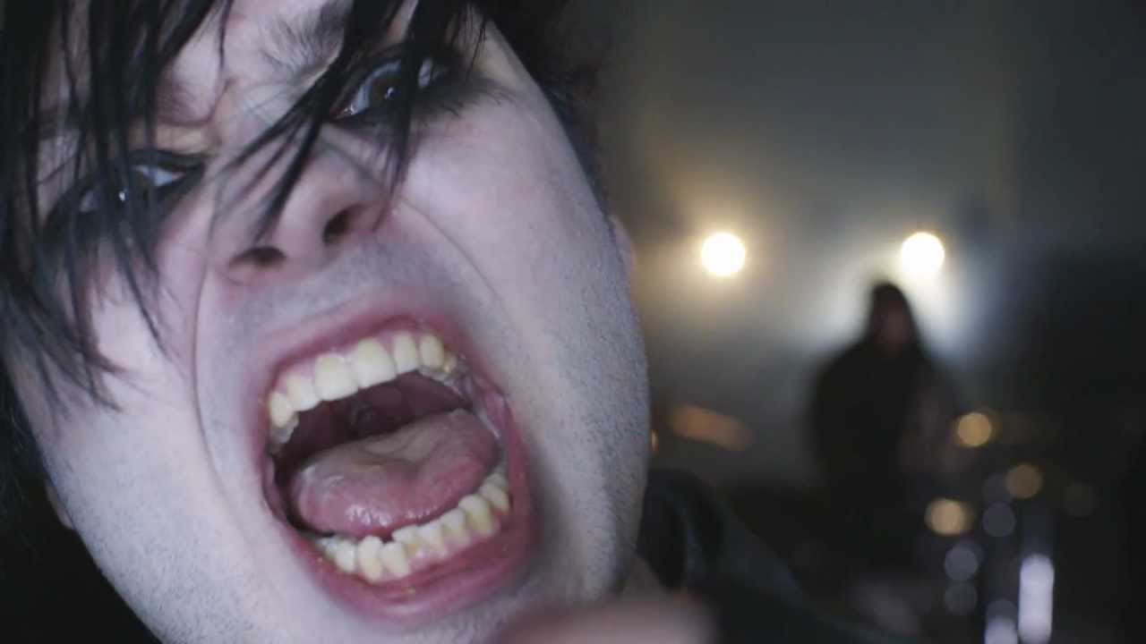 FVK - Diamond Dust & Crimson Reign (Official Video)