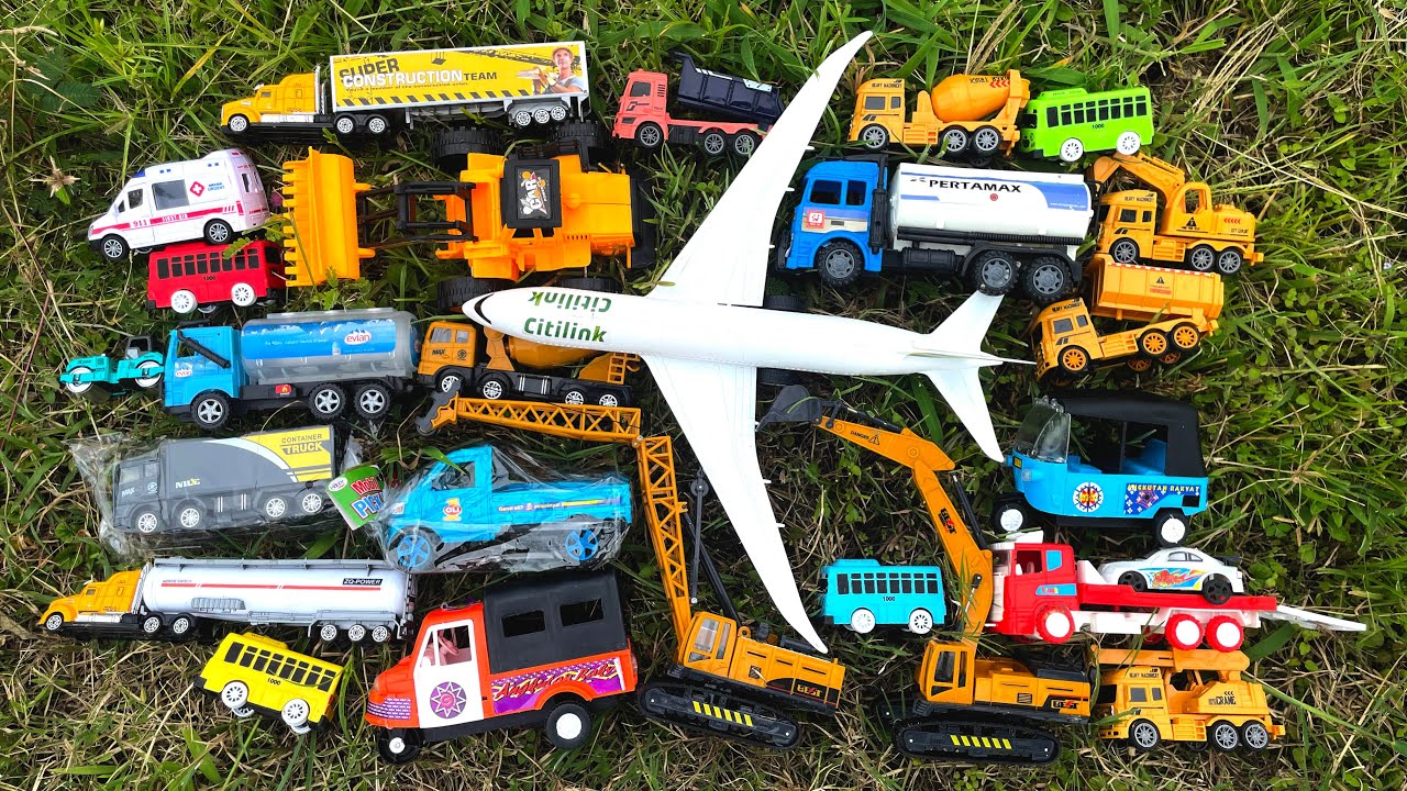 Mencari Mainan Truck Molen, Truck Pasir, Truck Towing, Excavator, Buldozer, Bus Tayo, Bajai, Bemo