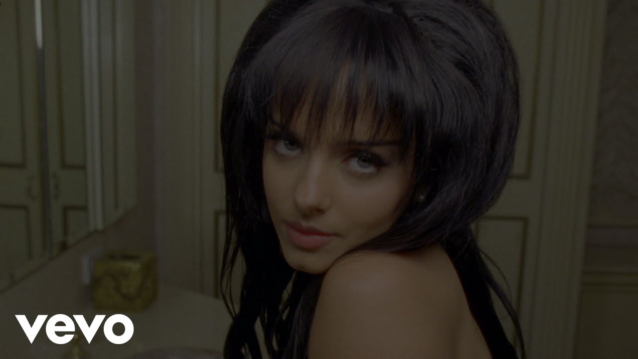 Jessie Murph - A Little Too Drunk (Official Visualizer)