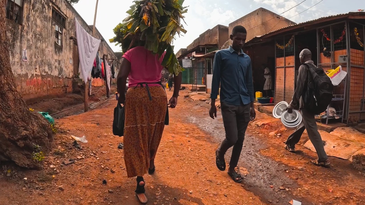 My Walk Through KABOWA urban Village Africa🌍🇺🇬UGANDA
