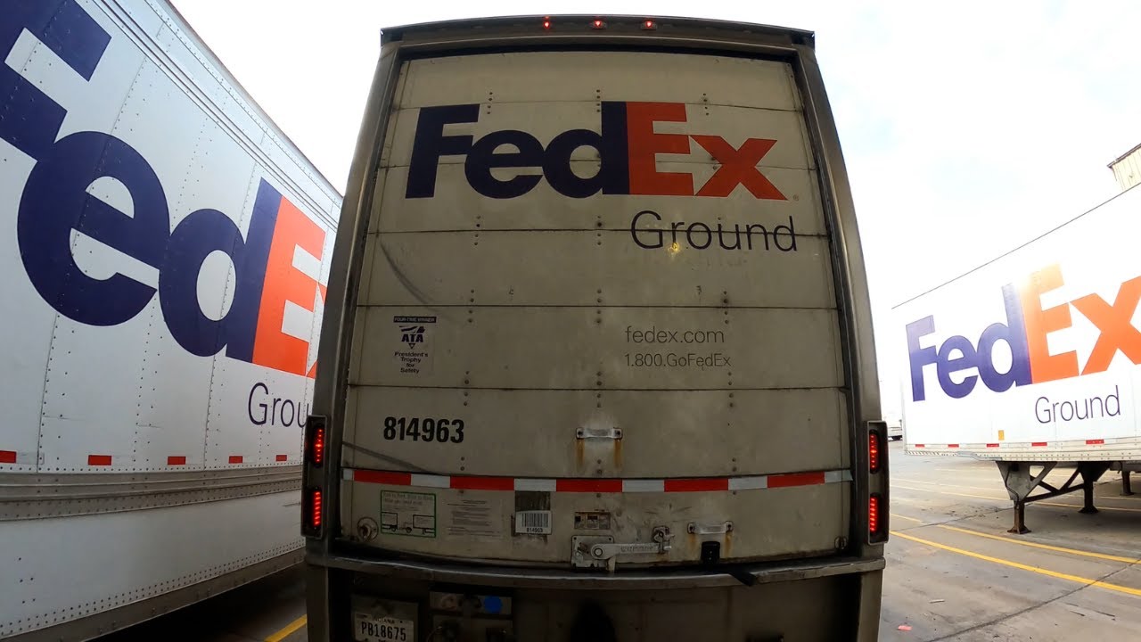 A DAY IN FEDEX LINEHAUL TRUCKING: THE START OF PEAK SEASON/6 DAYS A WEEK