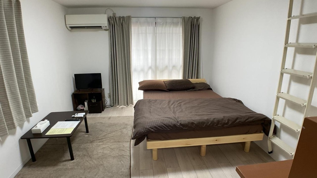 The Mickey Carlton Ohashi 107 | Fukuoka, Japan | Hotel Review 🏩