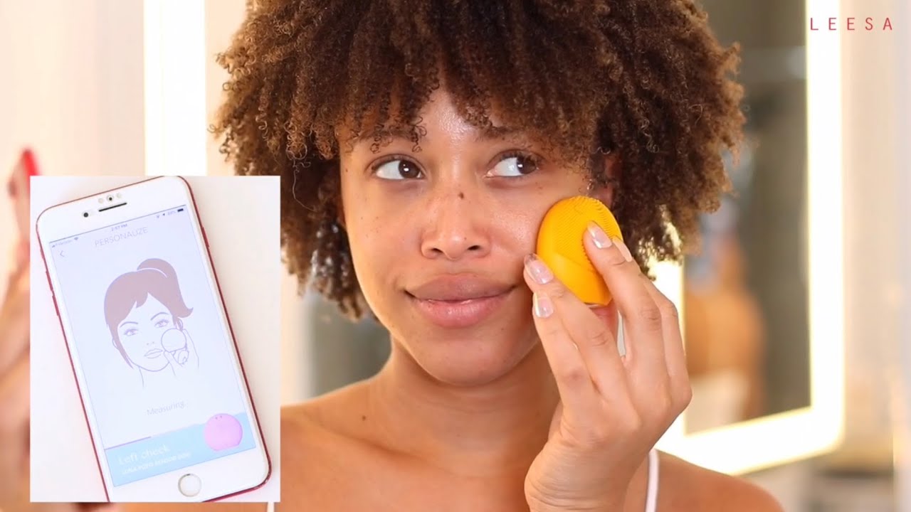 Jaleesa Tests the New Holy Grail of Skincare&mdash; LUNA Fofo