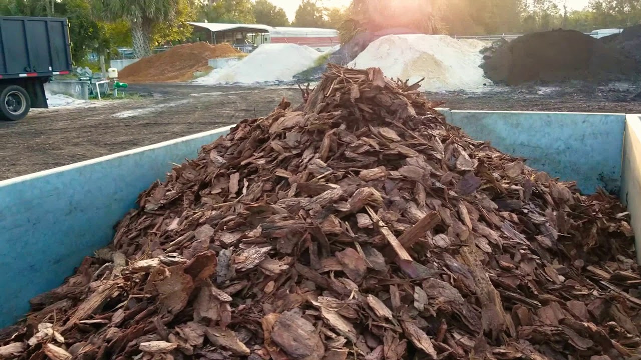 Why Size matters.  How to select the right size pine bark for your landscape.