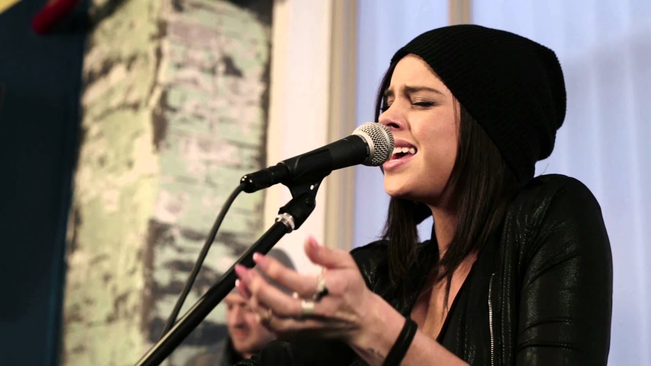 Bonnie Anderson - 'Waves' (Cover)