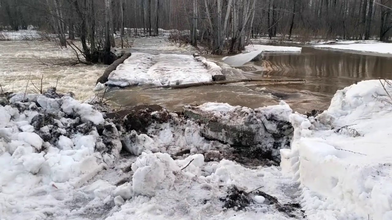 Spring floods 2018 East Kaz-tan region, village. Maleevsk. Bridge over the river channel Bukhtarmy.