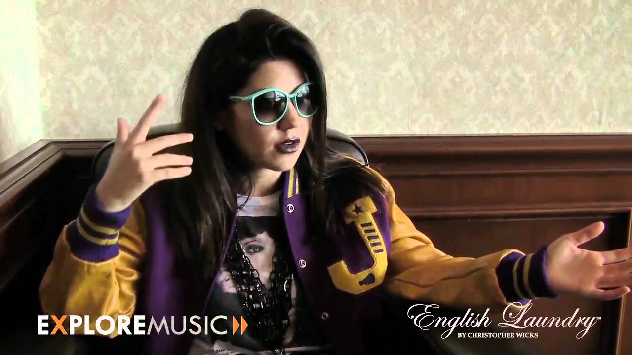 Alan Cross chats with Marina and the Diamonds pt1