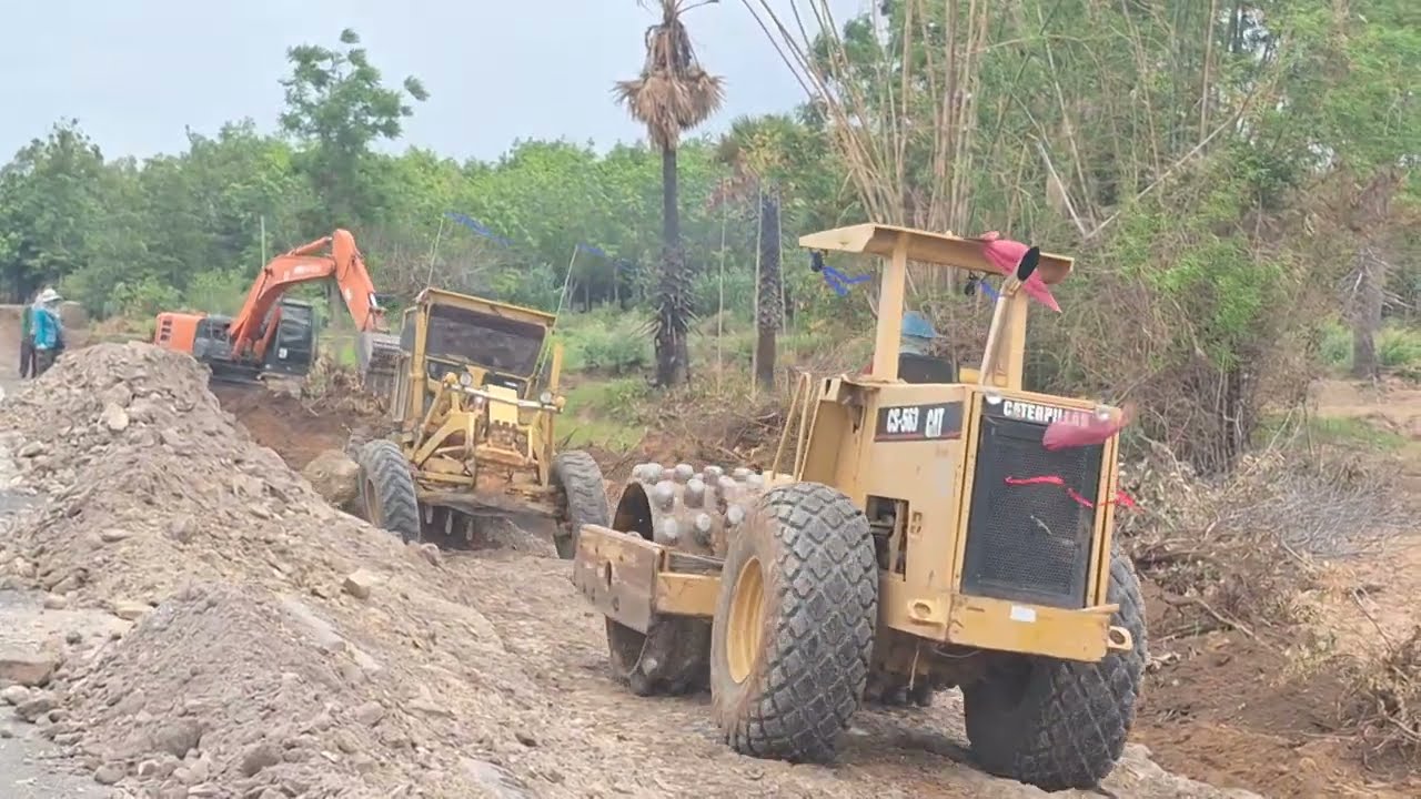 รีวิวรถเกรด CAT 140G สายปาดดินกองงานขยายทางรถบดก็มา motor grader