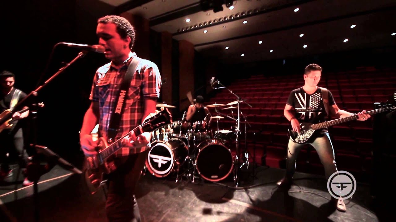 Walk (Foo Fighters Cover) - Falling Flowers 