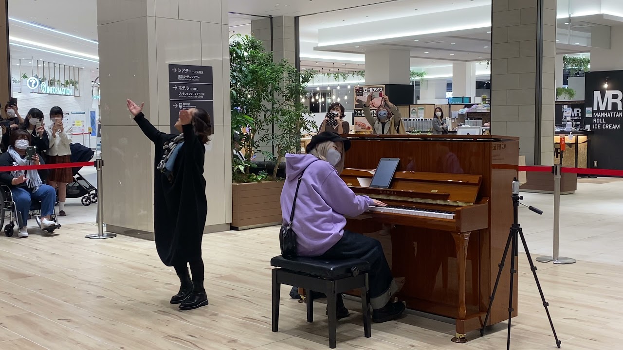 ハラミちゃん×劇団四季