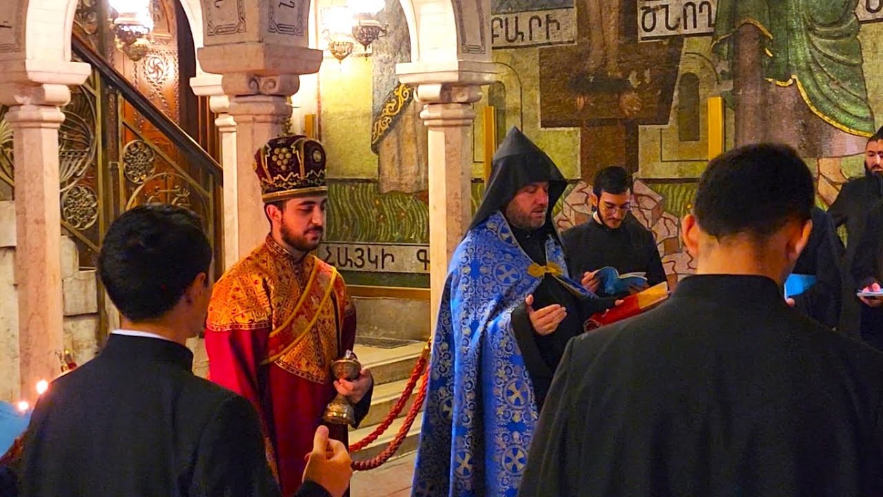 АРМЯНСКАЯ ЦЕРКОВНАЯ СЛУЖБА В ХРАМЕ ГРОБА ГОСПОДНЯ В ИЕРУСАЛИМЕ