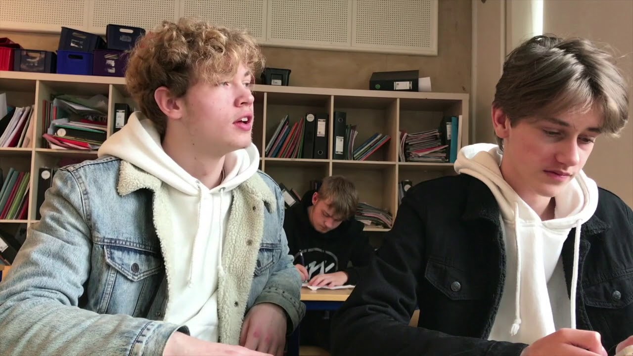 2018 9. klasse Gruppe 9 Verden bag skærmen