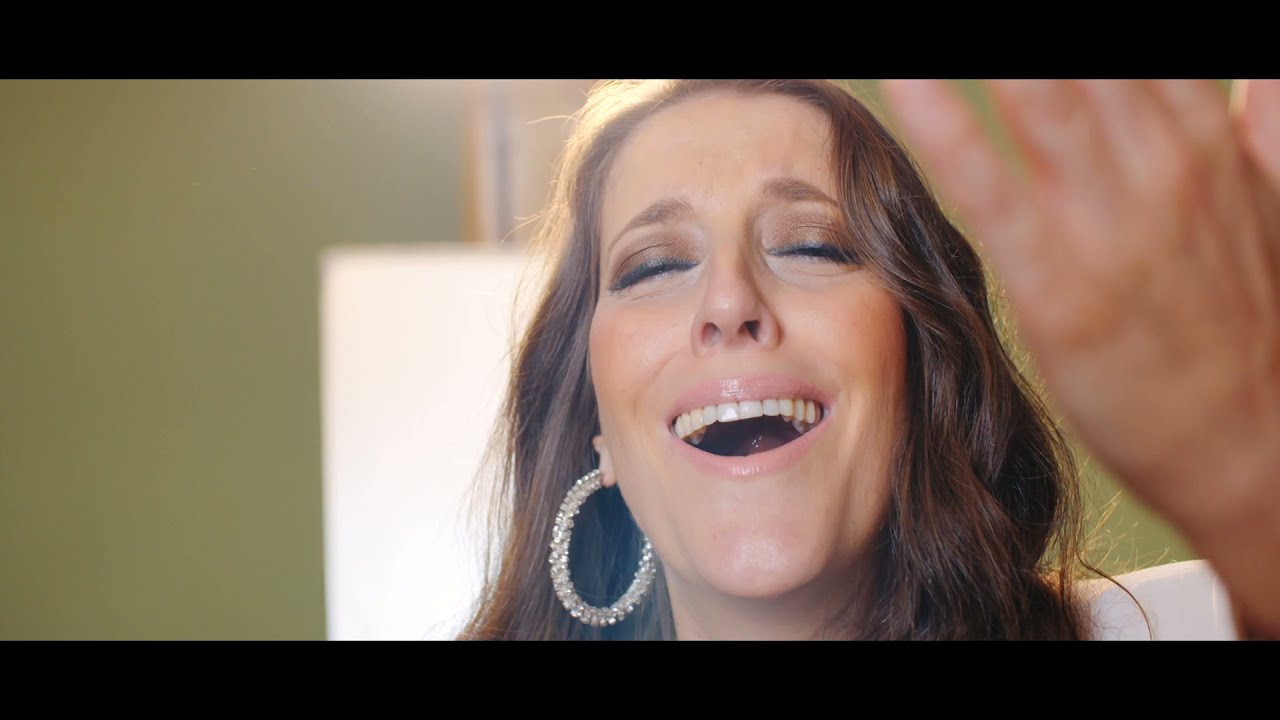 Nuevo Single de Argentina - Te Traigo Rocío (Vídeo Oficial)