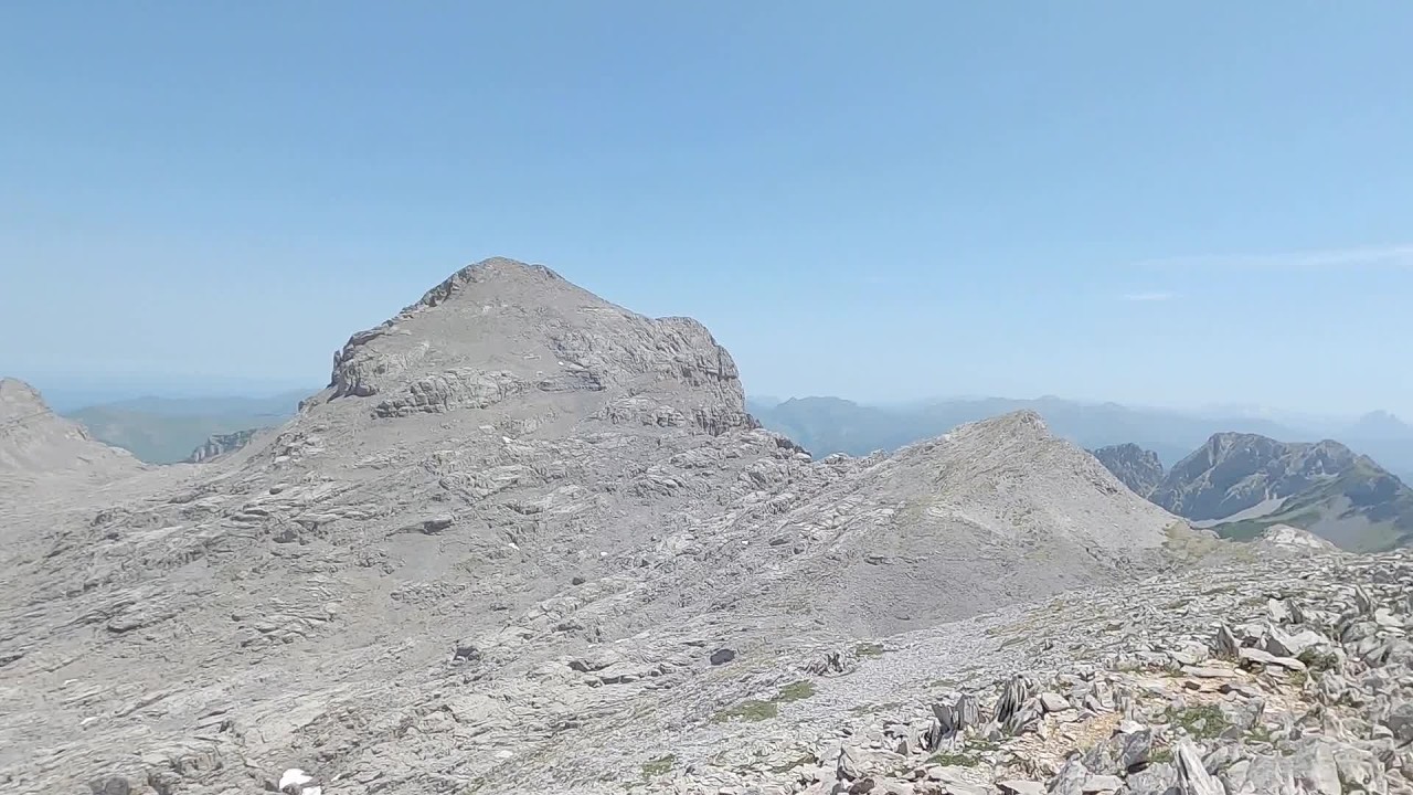 Pic d'Arlas, Murlong, Pico Latras, Pène de Castetné, Anelarra (Rando) / Beautiful James (Placebo)