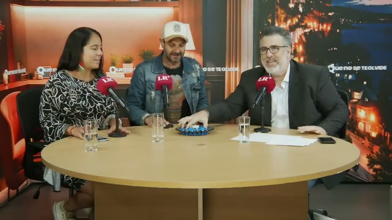 Carlos Cornejo en la República entrevista a directora y actores de Noche de Creadoras