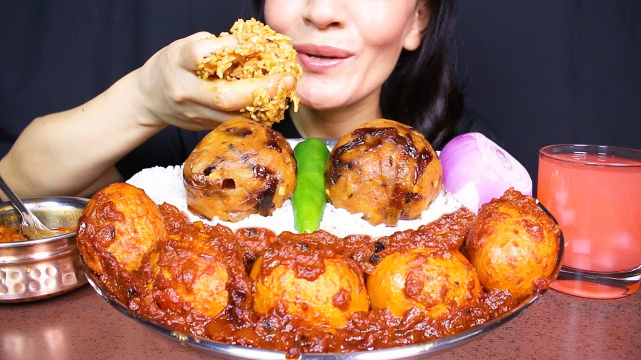 Eating Delicious Aloo Bharta and Spicy Egg Masala with Basmati Rice #ASMR/EATING SHOW BIG BITES