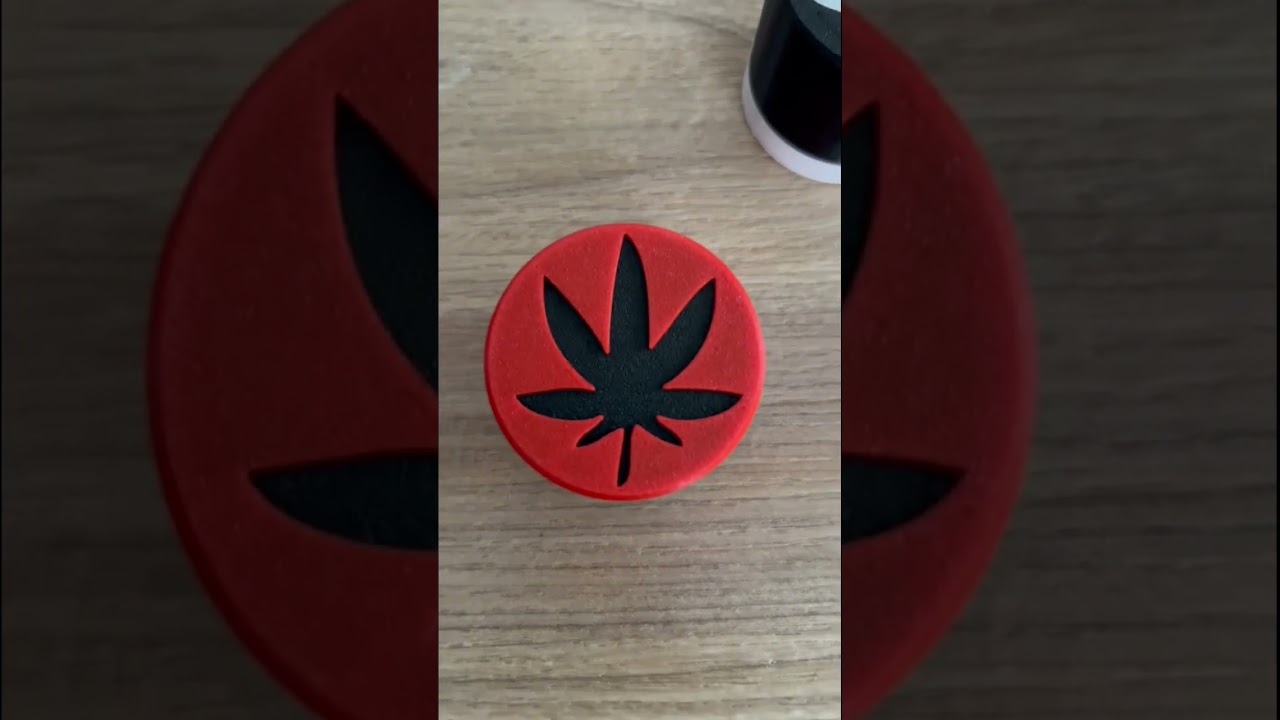 HERB GRINDER 