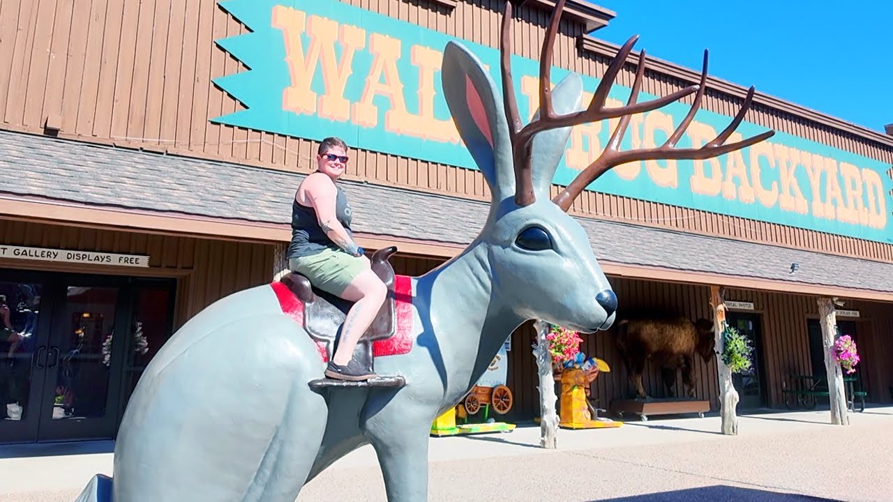 Vanlife in a Heat Wave 🌡️ | Wall Drug & Badlands Adventure