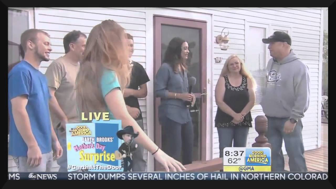 Wisconsin Mom's Mothers Day Surprise From Garth Brooks   GMA