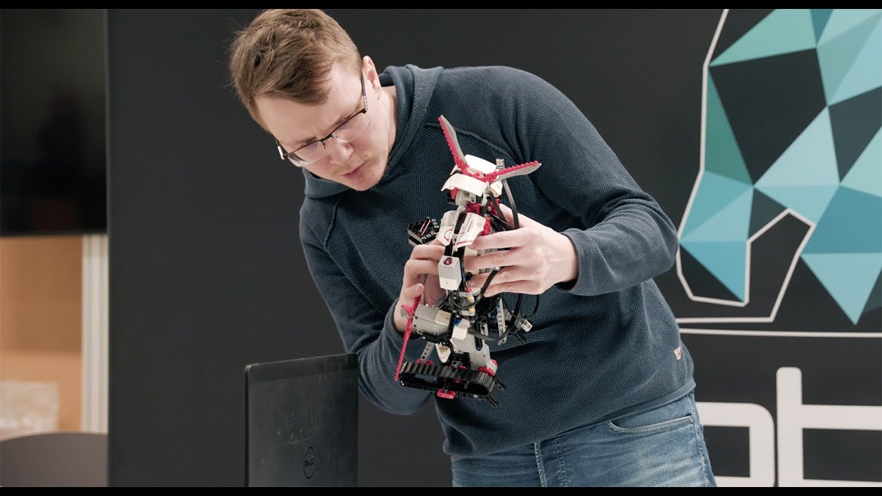 Master Robot Builders robot competition &ndash; SAMK, Finland