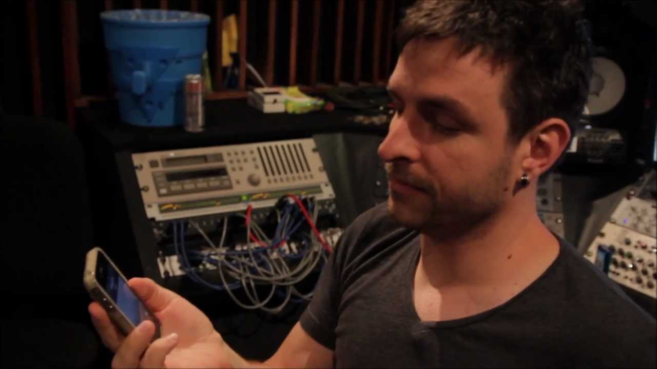 AV2U at Electric Sun Studios