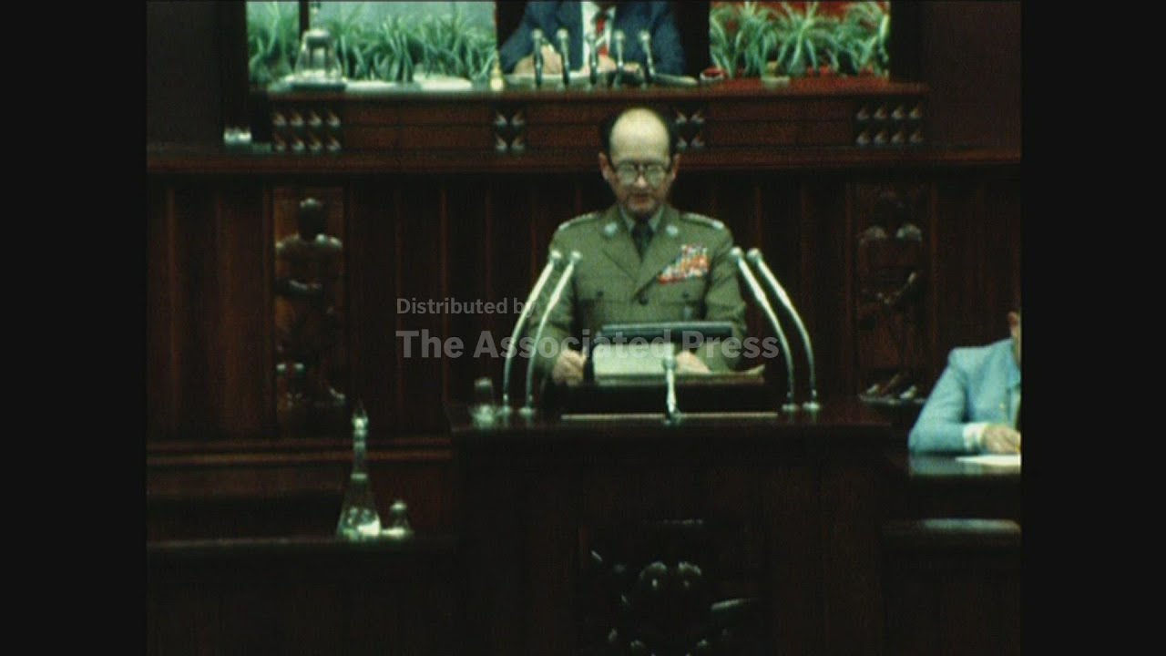 GS 28 07 82 PARLIAMENT DEBATES IMPOSITION OF MARTIAL LAW