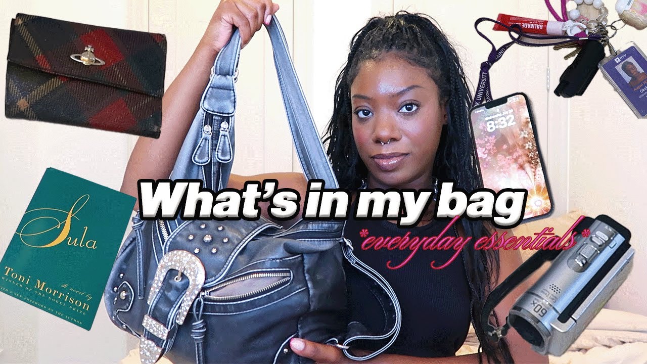 what i carry around nyc *my everyday essentials*