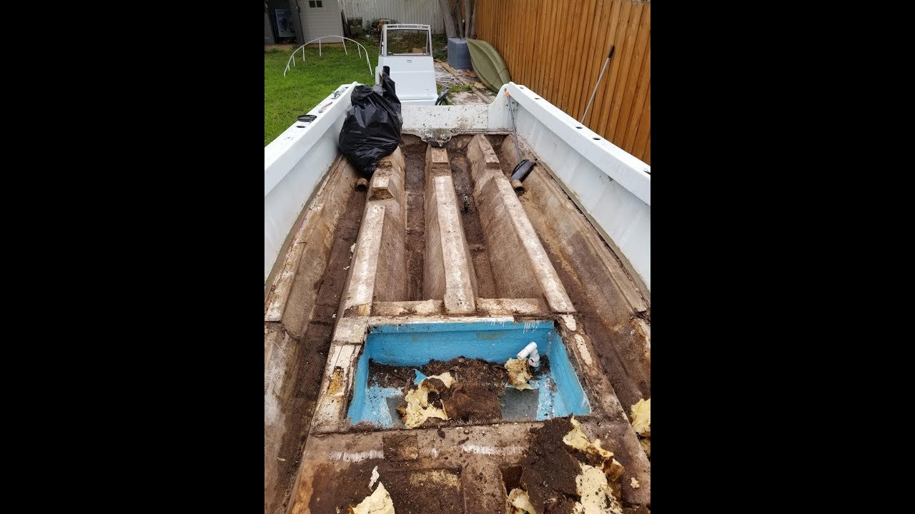 Aquasport 22.2 Flatback Rebuild part 2 tear down