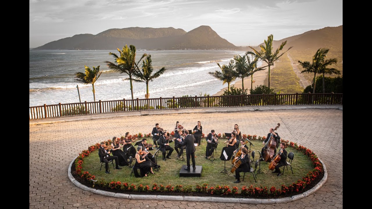 Dança Hungara Nº 5 - Johannes Brahms  - Camerata Florianópolis