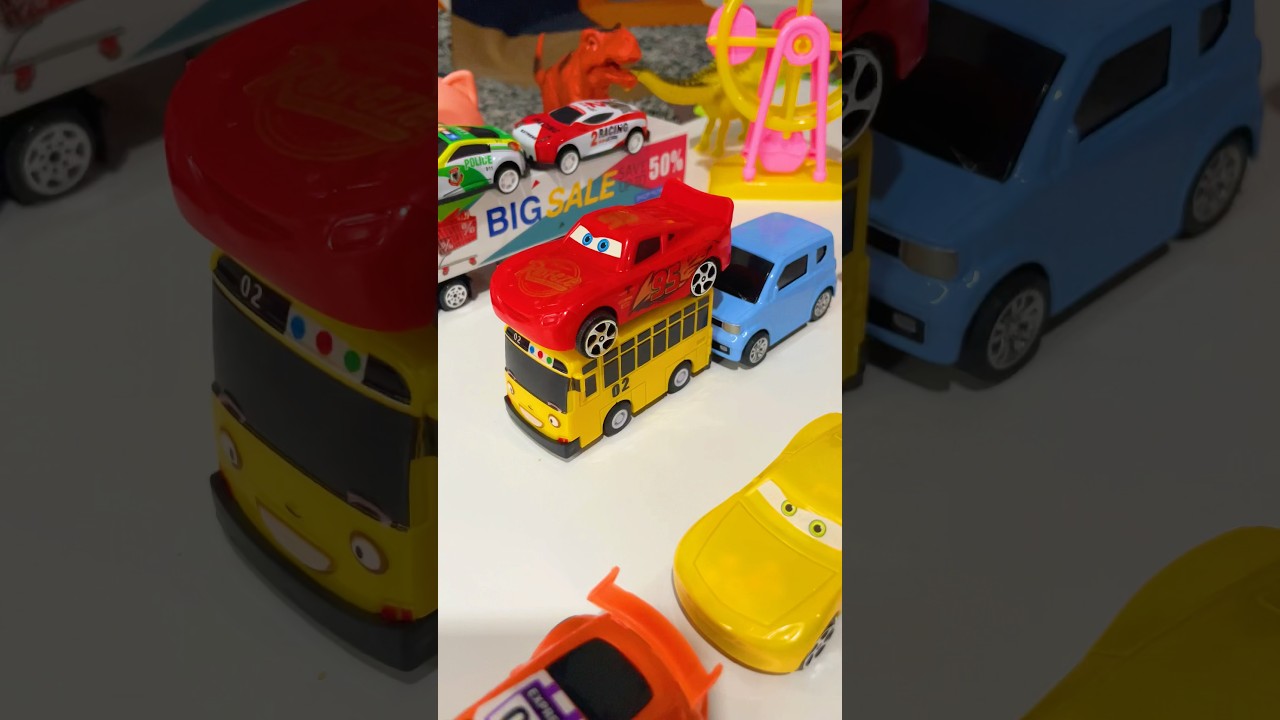Toys Cars Lightning Mcqueen Adorable Video Toys #shorts #carsmcqueen #bustayo #toysvideo
