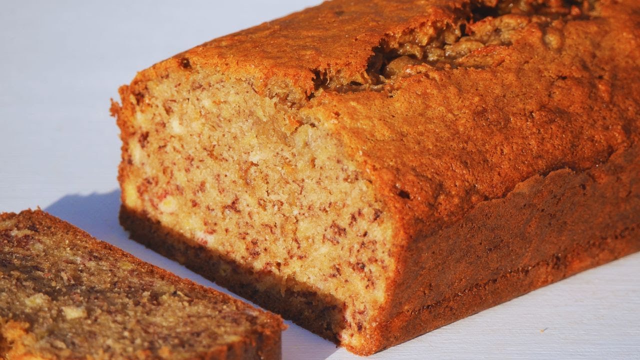 The Best BANANA BREAD Recipe | So FLUFFY and EASY to make | Yum!